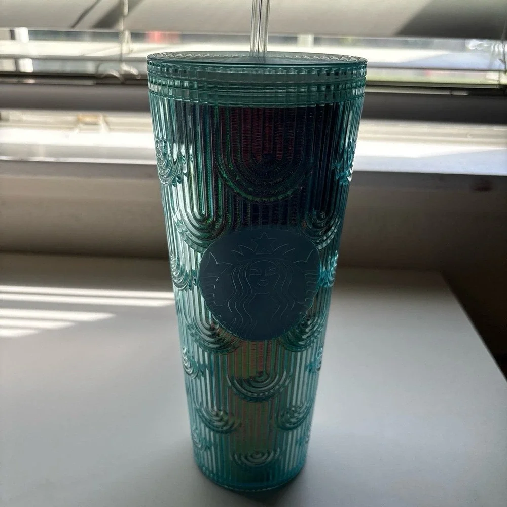 Starbucks Iridescent Teal‎ Scalloped Arch Venti Tumbler 24oz Cold Cup 011129726